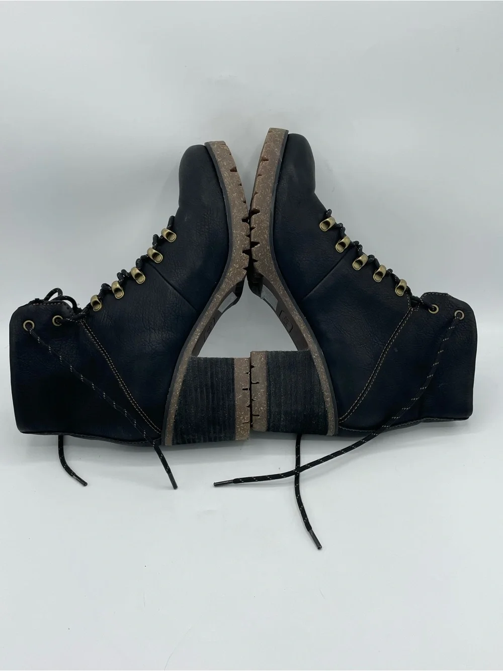 Korks by Kork-Ease Erica Black Lace-Up Hiker Combat Lug Heel Ankle Boots.